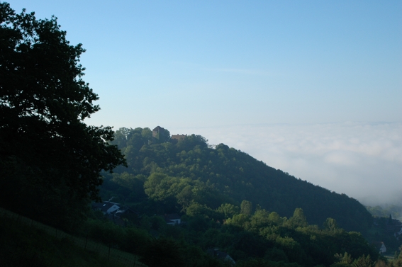 Die Burg Schaumburg auf dem Nesselberg