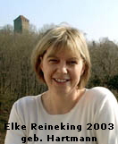 Elke vor der Burg2